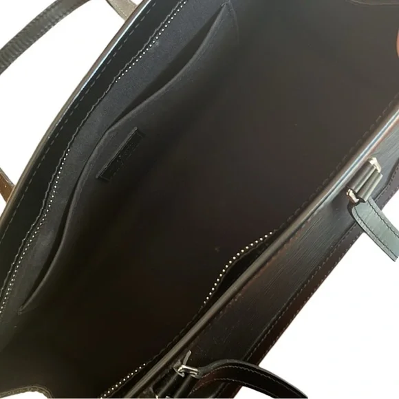 LOUIS VUITTON Madeleine PM Epi Leather Black Shoulder Bag Handbag Purse